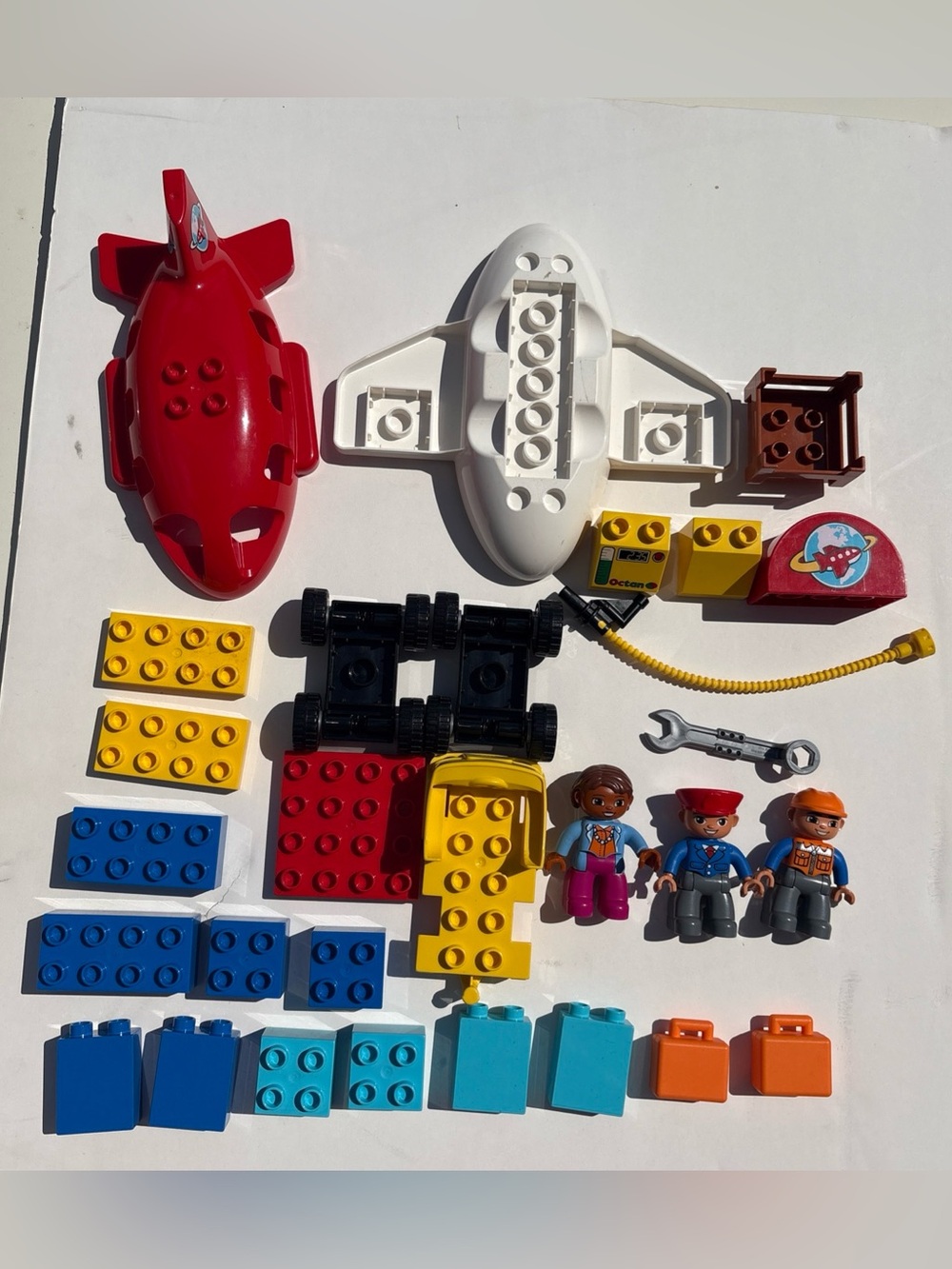 Lego Duplo 10590 Airport 100% COMPLETE Town Preschool Building Airplane